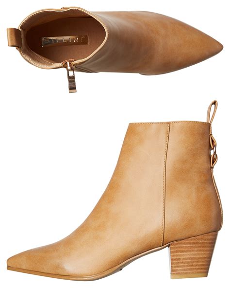 Womens camel colored shoes + FREE SHIPPING .